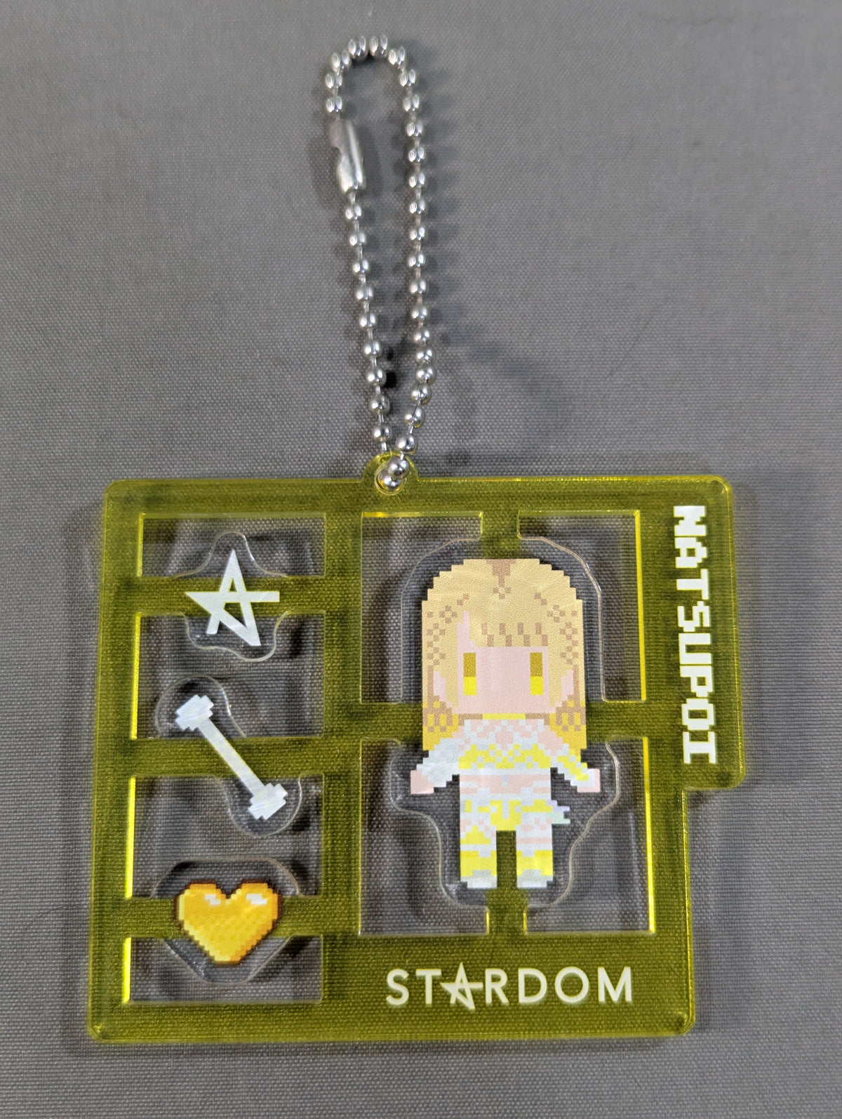 NATSUPOI Dot Illustration plastic model style acrylic keychain