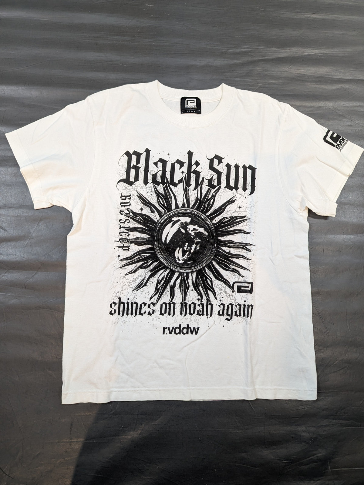 KENTA「BLACK SUN」Tシャツ(ホワイト)