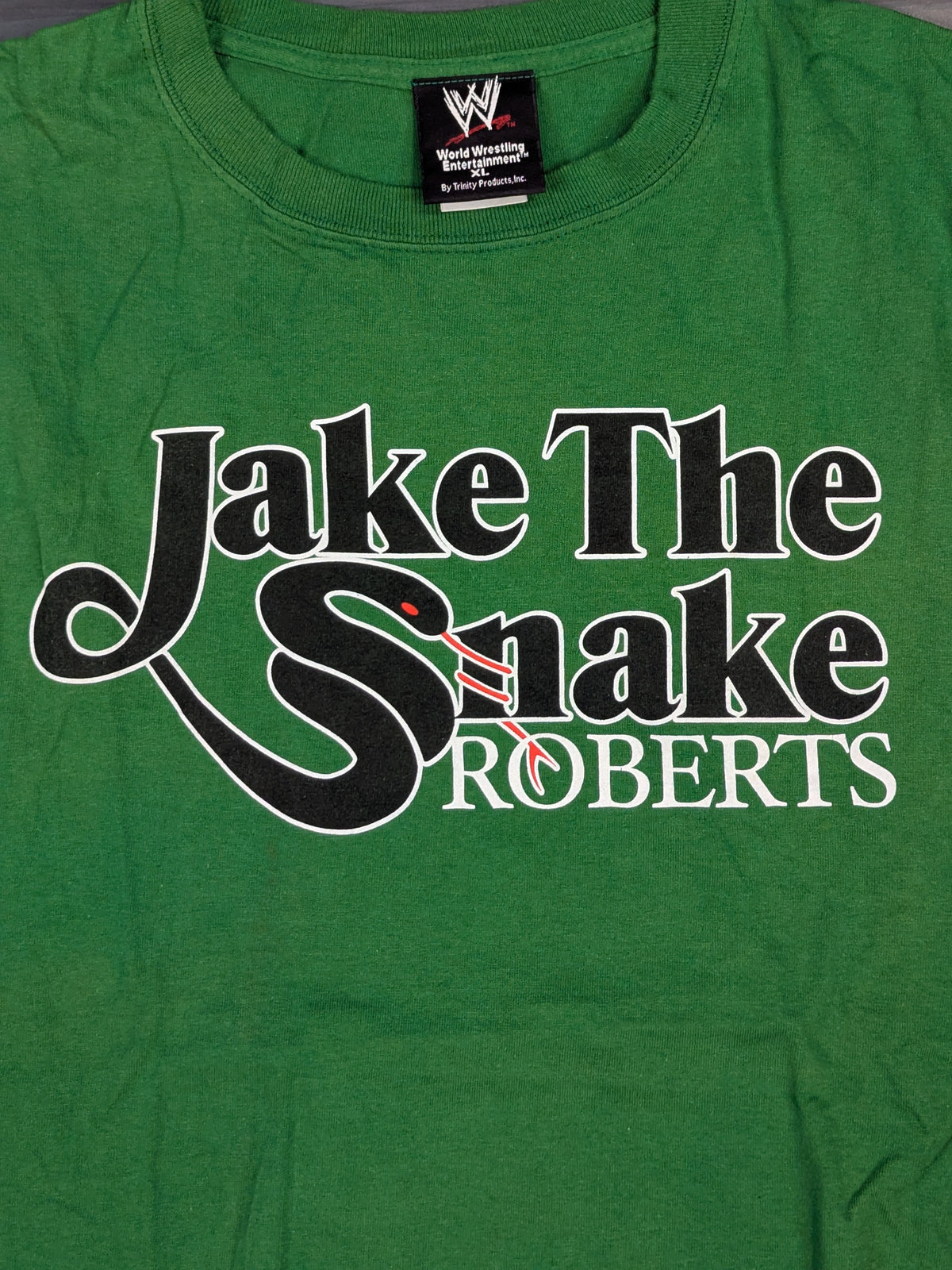 ジェイク・"ザ・スネーク"・ロバーツ Tシャツ(WWE(2005) / グリーン)