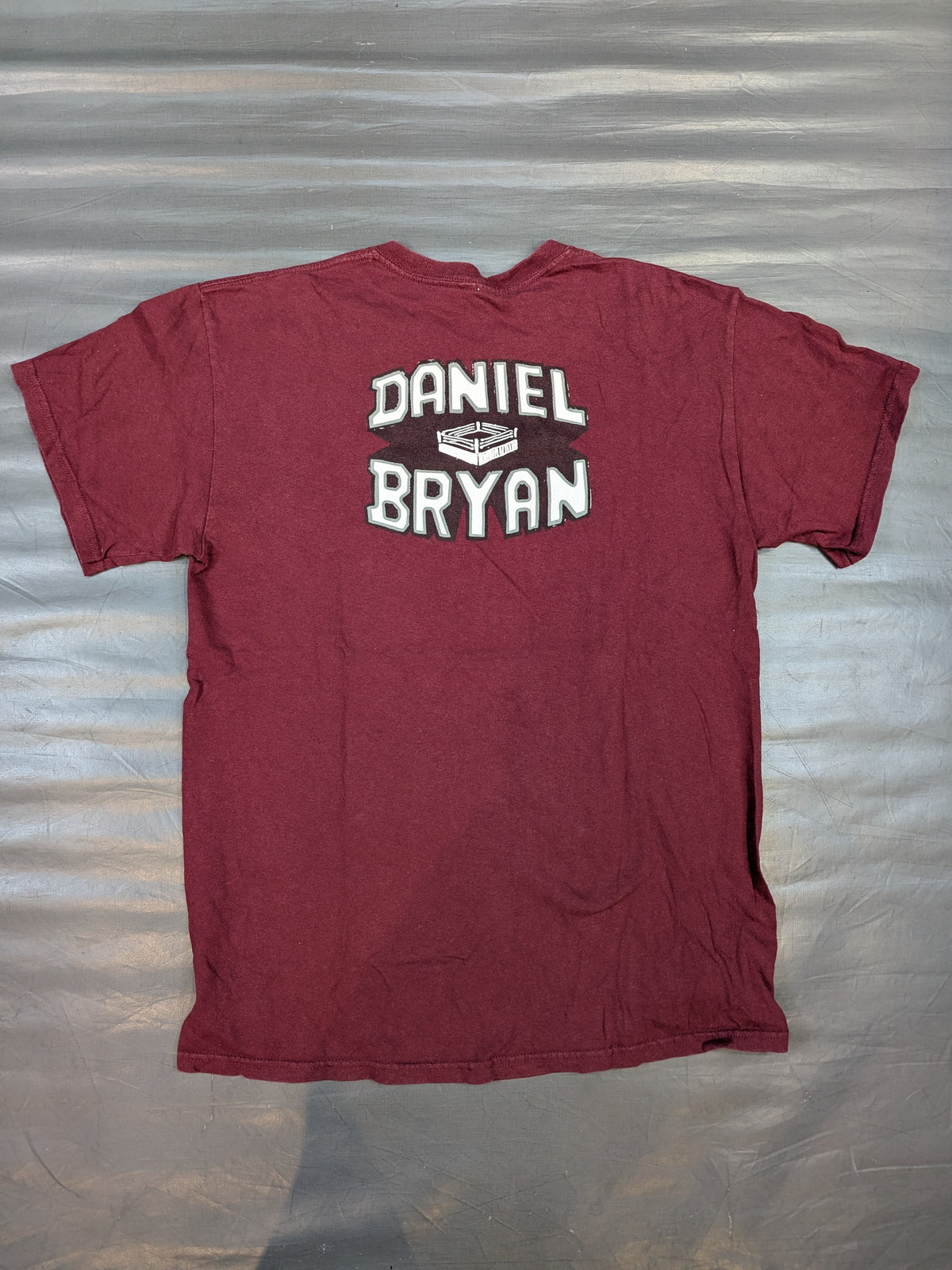 Daniel Bryan "EVERYONE TAPS SOONER &LATER" T-shirt (WW (2011) / Burgundy)