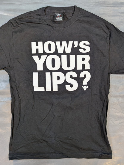 The Rock "HOW'S YOUR LIPS?" T-shirt (WWE (2000s) / Black)