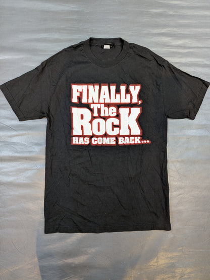 The Rock 'FINALLY, The Rock HAS COME BACK...' T-shirt (WWF (2000s) / Black)