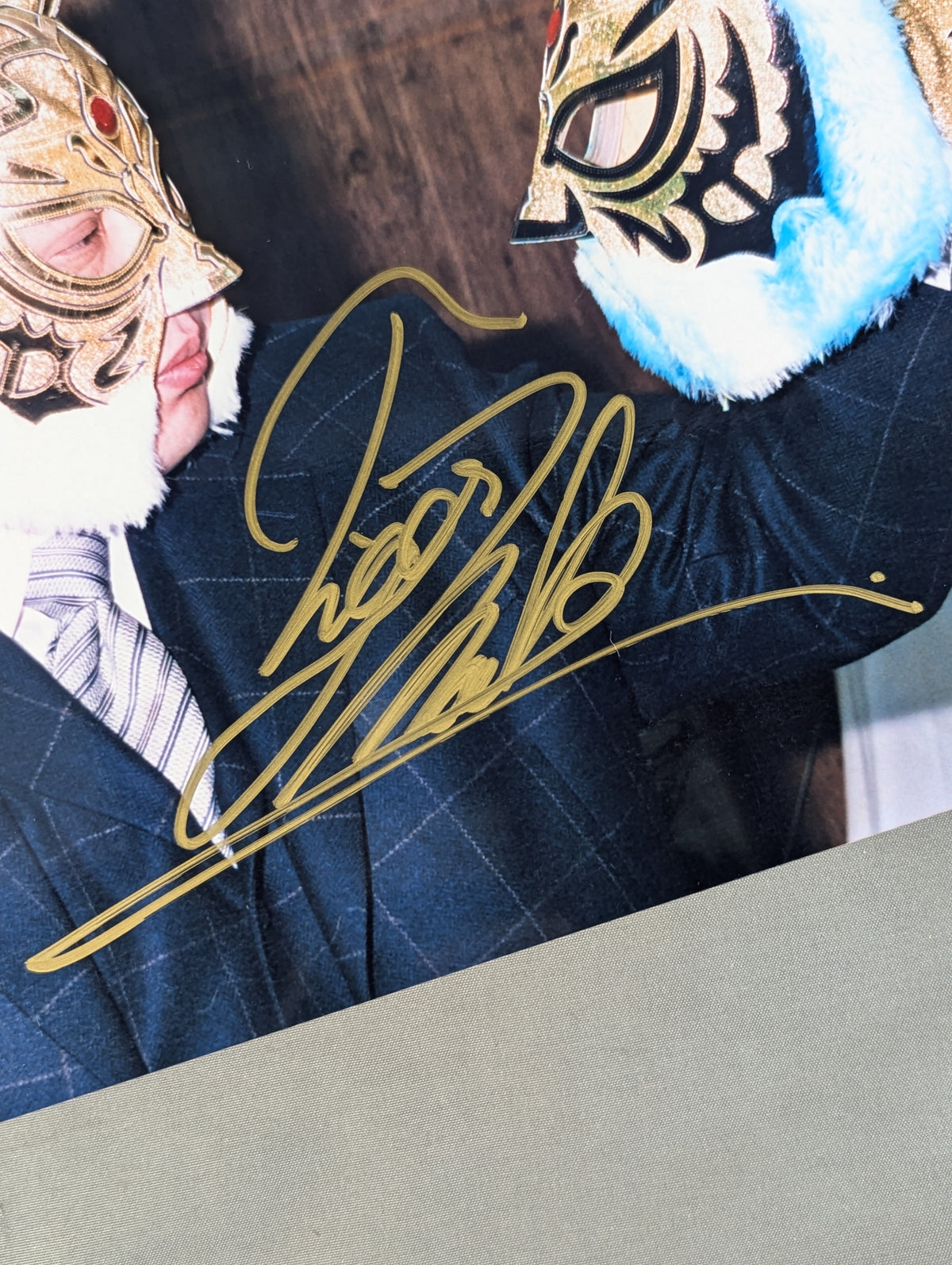 The first Tiger Mask hand signed autograph  large format Photo (1)