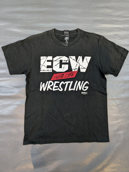 ECW「HARDCORE WRESTLING」Tシャツ(WWE(2013) / ブラック)