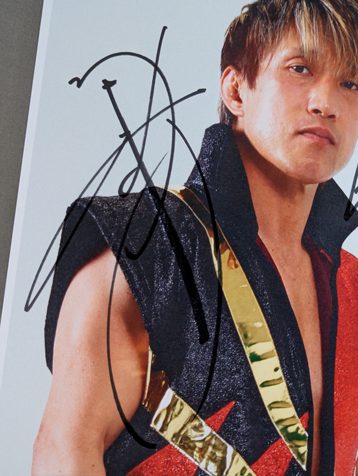 ★ ★ GLEAT  Minoru Tanaka  hand signed autograph  Pro-Photo 