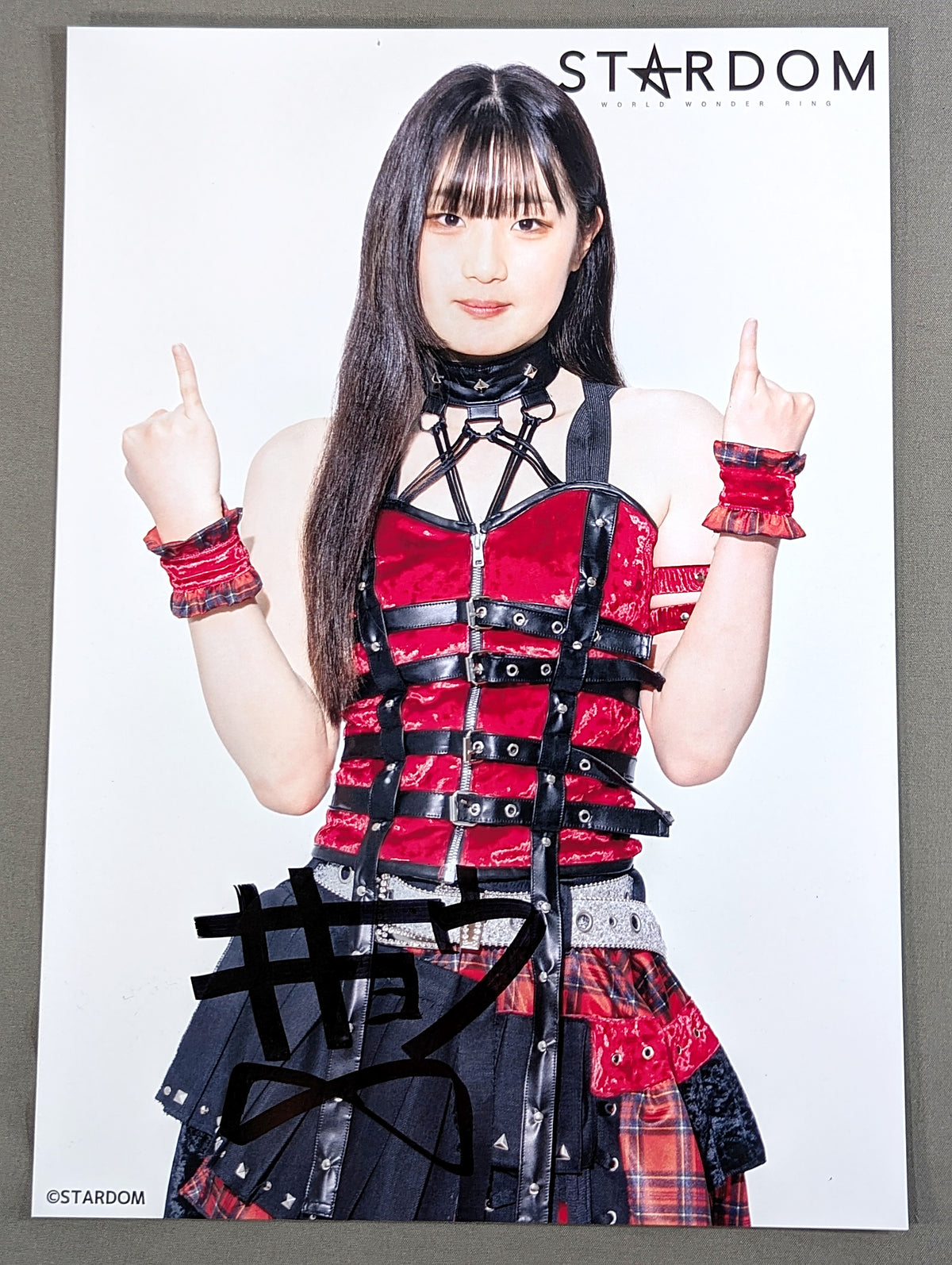 古沢稀杏 直筆サイン入り スターダムポートレート(A-9)