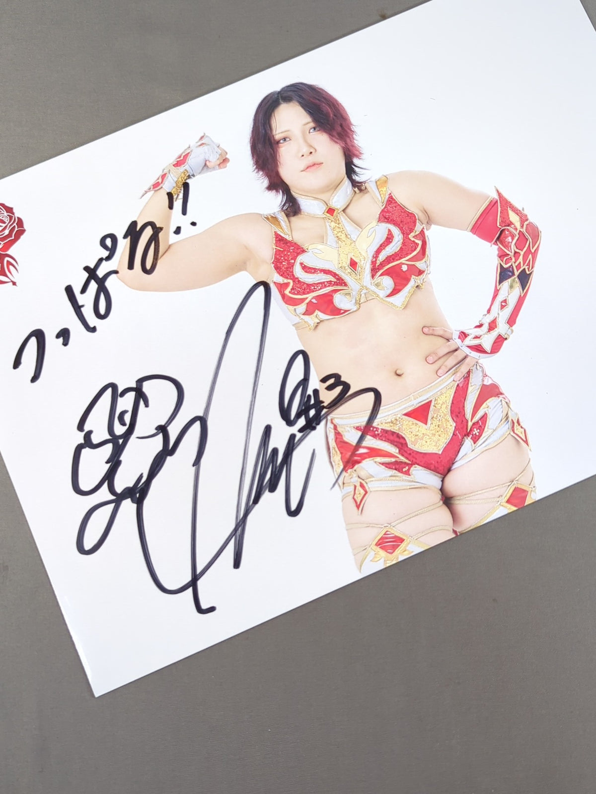 Utami Hayashishita  hand signed autograph  Pro-Photo  (C-8)