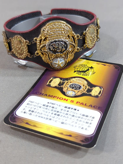 PWF認定ヘビー級チャンピオンベルト
