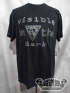 ARISTRIST AT visible in the dark Tシャツ